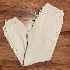 Mate the Label Joggers Bone